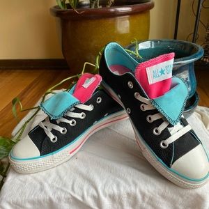 converse flip tongue, pink, blue, gender reveal